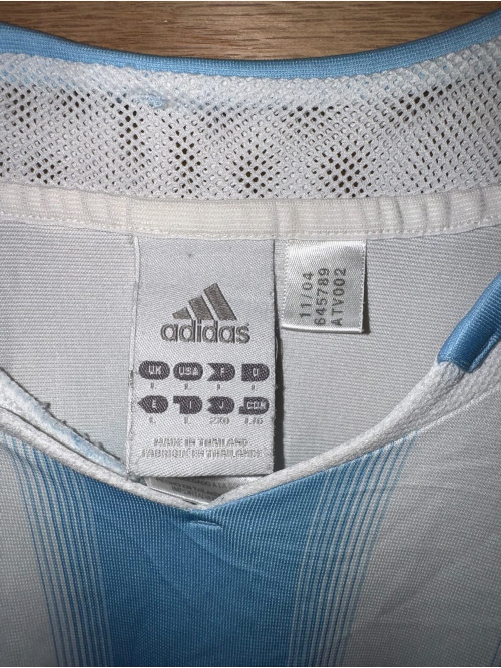 2004 Adidas Argentina Soccer Jersey in Sky Blue & White with # 8 Riquelme - Picture 3 of 4